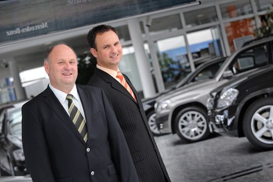 Helmut Peter eröffnete das erste Peter-Autohaus 1990 in Nordhausen. Sein Sohn Andreas Peter stieß 2005 als zweiter Geschäftsführer dazu. (Archiv: Vogel Business Media)