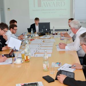 (Röder / »kfz-betrieb«)