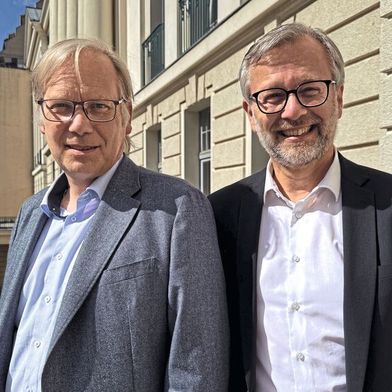 CIO Marco Anschütz und Minister Heiko Geue sind ein eingespieltes Team und verantworten die Digitalisierung in Mecklenburg-Vorpommern. (Bild: Ministerium für Finanzen und Digitalisierung Mecklenburg-Vorpommern)