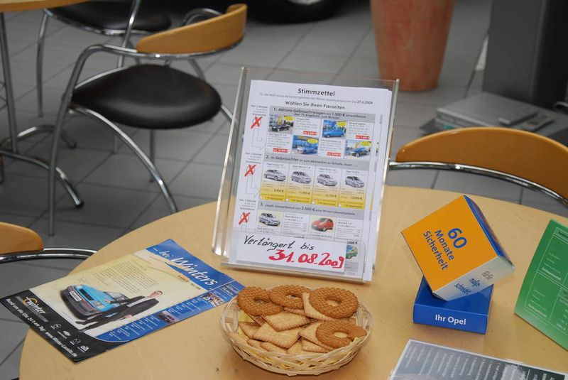 Kundenbindung wird auch in der Wartezone betrieben. (Archiv: Vogel Business Media)