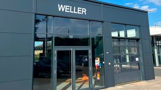 Die neue Cupra-Garage in Melle grenzt direkt an das BMW-Autohaus der Wellergruppe an. (Bild: Wellergruppe)