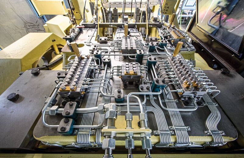 Die neu entwickelte Kaltpresse von Hatebur bietet sieben Umformstufen, die mit einem Direktantrieb von Siemens angetrieben werden. (Siemens)