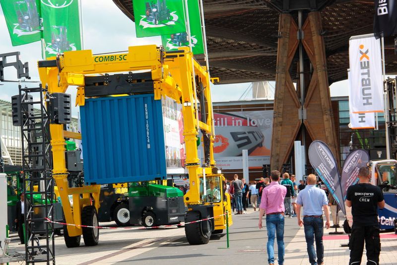 Auch große Geräte finden ihren Platz. (Bild: Hofmann)