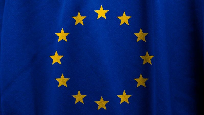 Nachdem sich die Europäische Union bereits Ende vergangenen Jahres auf ein KI-Gesetz einigen konnte, war nun der Europarat gefragt.(Bild:  frei lizenziert /  Pixabay)