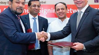 Am Anfang ist meist alles gut, doch für die Zusammenarbeit zwischen einem deutschen Unternehmen und der Tochtergesellschaft in Indien gibt es einiges zu beachten. (Bild: Deutsche Messe)