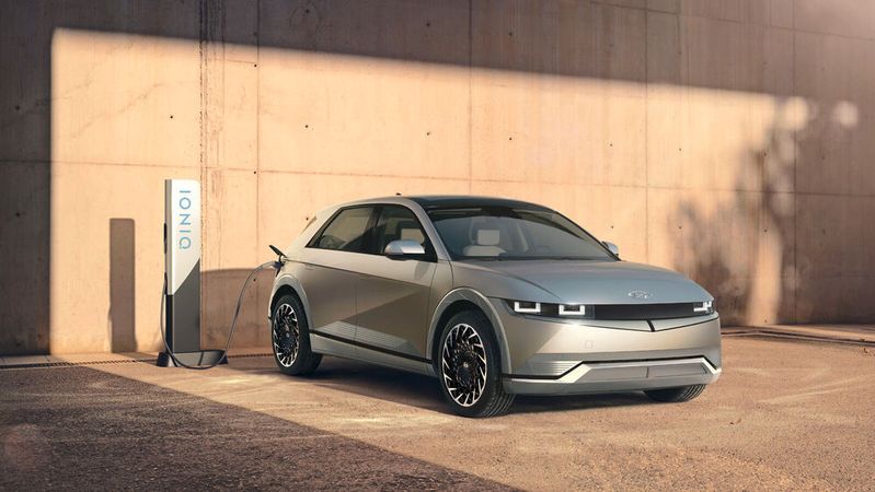 Der Hyundai Ioniq 5 steht ab 43.900 Euro in der Preisliste.(Bild:  Hyundai)