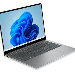 An Schnittstellen bietet das HP Omnibook ein HDMI-Ausgang und zwei USB-C-Ports mit 10 Gbps.(Bild:  HP)