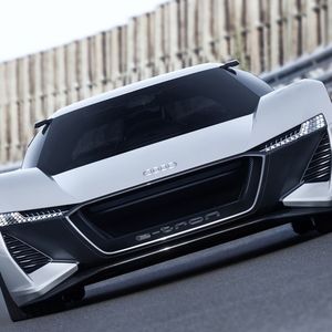 Audi unter Starkstrom: Auf der Pebble Beach Automotive Week zeigen die Ingolstädter die Studie PB18 E-Tron.(Bild:  Audi)