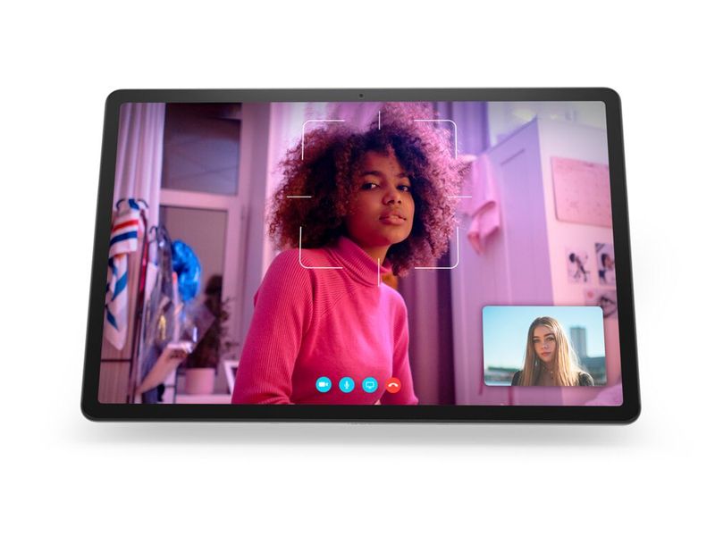 Die Weitwinkel-Frontkamera im Tab P12 arbeitet mit einem 13-MP-Sensor und soll so für eine hohe Qualität bei Videocalls sorgen. (Bild: Lenovo)