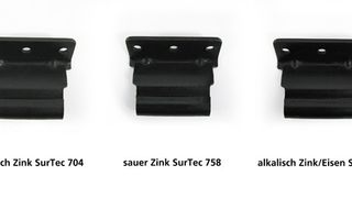 Das Bild zeigt die SChwarzpassivierung SurTec 691 auf alkalisch Zink, sauer Zink und alkalisch Zink/Eisen.  (Bild: SurTec)