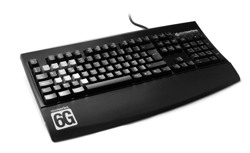 Das »Steelkeys 6G«-Keyboard ist laut Hersteller-Angaben auf die Ansprüche von Hardcore-Gamern zugeschnitten. Es arbeite mit Cherry Tasten mit einer Lebensdauer von bis zu 60 Millionen Anschlägen. Alle Verbindungen sind mit 18 Karat Gold überzogen, um sichere und schnelle Reaktionszeiten zu ermöglichen. (Archiv: Vogel Business Media)