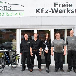 (Dominsky / »kfz-betrieb«)