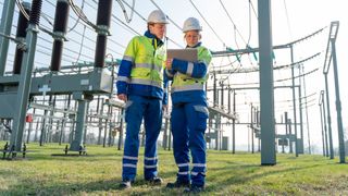 Der VDA fordert geringere Stromnebenkosten und den Zugang zum geplanten Brückenstrompreis auch für den industriellen Mittelstand. (Bild: E.ON SE)