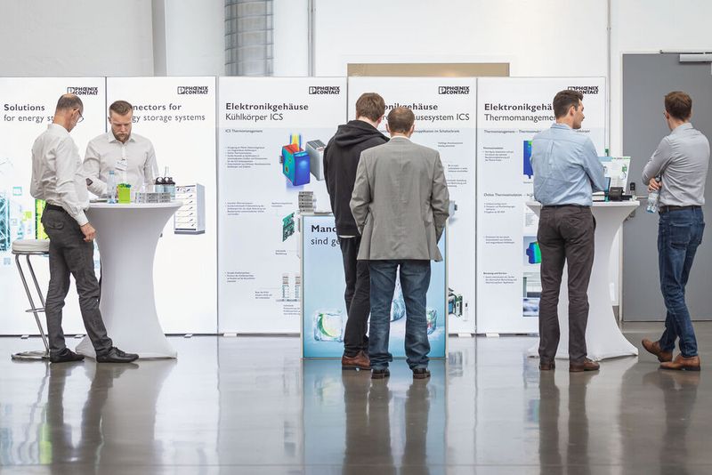 Unter dem Motto „Power of Electronics” versammelten wir am 18. und 19. Oktober 2022 sechs Elektronikkonferenzen in Würzburg: Entwicklerforum Leistungselektronik, DC/DC-Wandler-Tag, Schaltnetzteiletag, Batteriepraxis Forum, Praxisforum Elektrische Antriebstechnik und Cooling Days. Auch 2023 findet Power of Electronic statt. Merken Sie sich bereits jetzt den Termin vor: 17. bis 18. Oktober 2023.  (Bild: Stefan Bausewein )