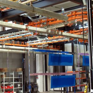 Modularität der MEEH-Pulverbeschichtungsanlagen schafft Lösungen für Plastcoat.
