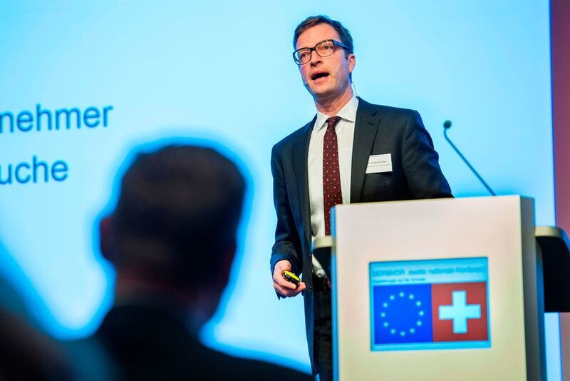 Christophe Perritaz, Staatssekretariat für Wirtschaft, SECO: „Mit dem Mutual Recognition Agreement mit der EU wird einem Produkt nach erfolgter Schweizer Bewilligung auch der Zugang zum europäischen Binnenmarkt gewährt.“ (Peter Mosimann / Swiss Medtech)