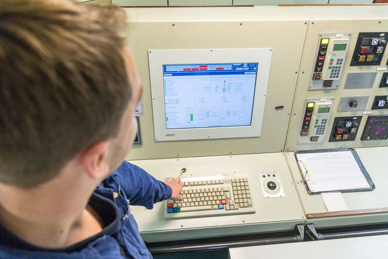 Die gespeicherte Energie ist bei Bedarf entweder für das Bordnetz oder für die Elektromotoren nutzbar.  (Siemens)