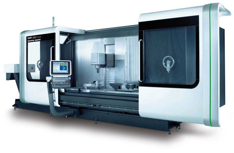 Im Vergleich zum Vorgängermodell wurde am Fahrständer-Bearbeitungszentrum DMF 260-11 linear mit integriertem NC-Rundtisch die X-Achse um 180 auf 1100 mm und der Z-Weg um 80 auf 900 mm vergrößert. Bild: Gildemeister (Archiv: Vogel Business Media)