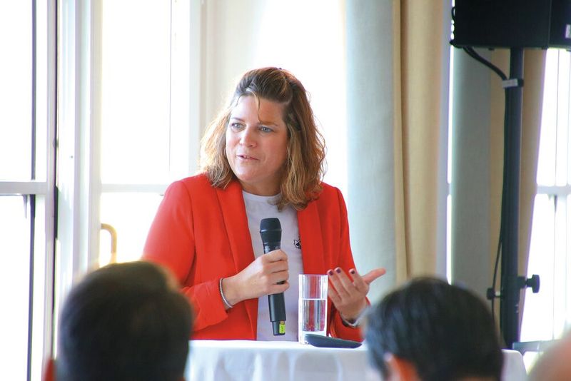 … und Linda Früh, CDO der Advanzia Bank. (Bild: Vogel IT-Akademie)