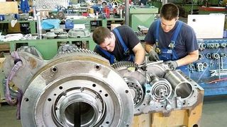 Bei der Neustrukturierung der Montage von Getrieben sollte auf Absatzschwankungen flexibel reagiert werden 
können und gleichzeitig die Möglichkeit bestehen, Prototypen zu montieren.  Bild: AS Antriebstechnik (Archiv: Vogel Business Media)