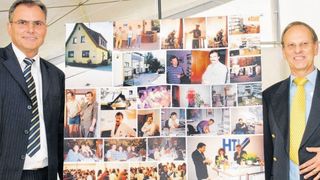 Die Geschäftsführer Thilo Tröller (links) und Edbill Grote (rechts) gründeten vor 25 Jahren das Elektronikunternehmen HTV (Archiv: Vogel Business Media)