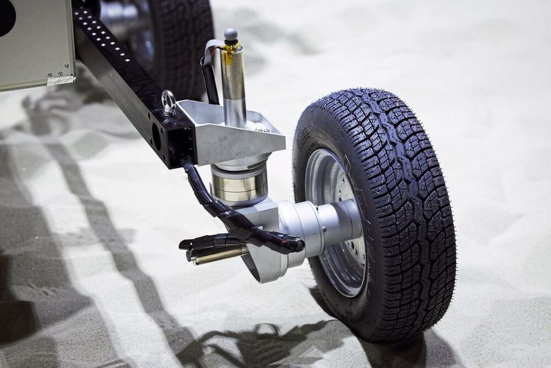 Nissan hat einen gemeinsam mit der Japan Aerospace Exploration Agency entwickelten Prototyp eines Mond-Rovers vorgestellt.  (Nissan)