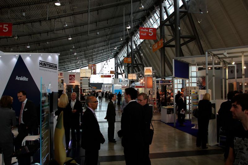 Impressionen von der Composites Europe 2015 in Stuttgart. Zum 10. Mal öffnete die Faserverbundwerkstoff-Messe ihre Tore und verzeichnete einen deutlichen Zuwachs an Ausstellern und Besuchern. (Bild: Königsreuther)