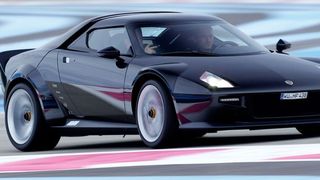Eine bereits vor Jahren angedachte Produktion des New Stratos als Hommage an den Siebzigerjahre-Sportwagen Lancia Stratos wurde aufgrund des Vetos von Ferrari gestoppt. (New Stratos)