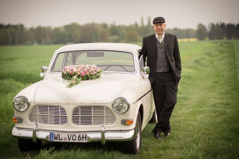 An der Verlosung eines Startplatzes für die Oberbayerische Meister-Classic haben zahlreiche Interessenten teilgenommen, etwa Marco Lohmann mit dem Volvo Amazon. (privat)