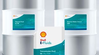 Spezielle „E-Fluids“ (Öle, Fette und Kühlflüssigkeiten) hat Shell nun für E-Fahrzeuge entwickelt. (Shell)