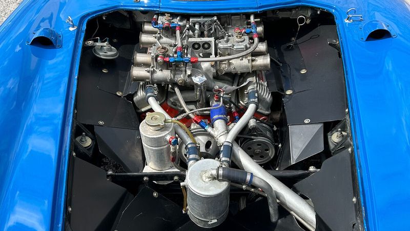 Der 5,3-Liter-V8 des Bizzarrini GT 5300. (Bild: Peter Diehl)