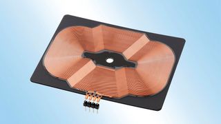 Die Pattern-Spule WCT38466-N0E0SST101: Bisheer mussten insgesamt drei Spulen in drahtlosen Ladesystemen verbaut werden, jetzt ist nur noch eine Spule erforderlich. (Bild: TDK Electronics)