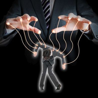 Trotz europäischer Rechenzentren können US-Behörden unter bestimmten Voraussetzungen auf Cloud-Daten zugreifen – mit weitreichenden Folgen für digitale Souveränität, Selbstbestimmung und Vertrauen. (Bild: © beeboys - stock.adobe.com)