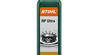 Stihl HP Ultra ist ein umweltfreundliches Motorenöl für gemischgeschmierte Motoren, die häufig im Dauerbetrieb und unter Volllast betrieben werden. Bild: Stihl (Archiv: Vogel Business Media)