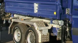 Eine Achse mehr: Die Igelhaut GmbH erweitert den Sprinter und den Crafter. (Foto: Iglhaut)