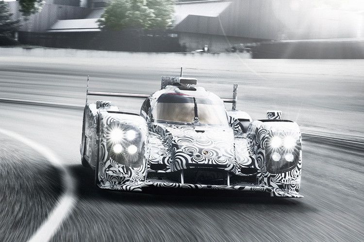 Der Porsche-Renner soll mit kleinem Benziner und Hybridantrieb von einer Regeländerung in der Le-Mans-Prototypen-Klasse profitieren. (Foto: Porsche)