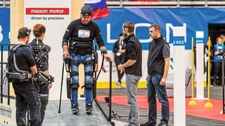Compétition d'exosquelette au CYBATHLON 2016.  (Philipp Schmidli)