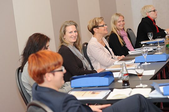 Die Teilnehmerinnen erfuhren , worauf es bei der Erstellung einer Webseite ankommt … (Archiv: Vogel Business Media)