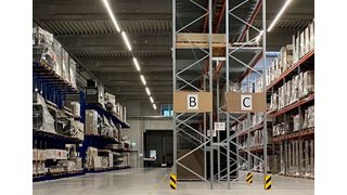 Insbesondere für die kostengünstige Beleuchtung von großen Industrie- und Logistikhallen hat Wasco das LED-Lichtband GU 6.0 entwickelt. (Wasco)