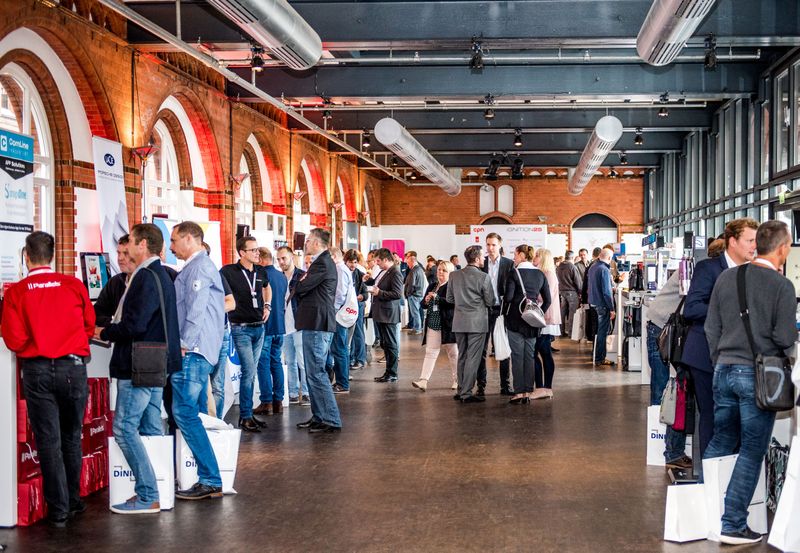 Messeimpressionen  (Nic Fey)