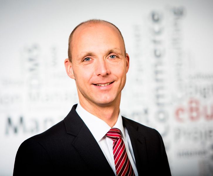 „Die gute Nachricht unserer Studie ist: Die deutschen Unternehmen scheinen gerade noch rechtzeitig aus ihrem Dämmerschlaf aufgewacht zu sein und die Digitalisierung jetzt endlich in die Hand zu nehmen,“ so Olaf Kleidon, CEO von ARITHNEA. (Bild: Arithnea)