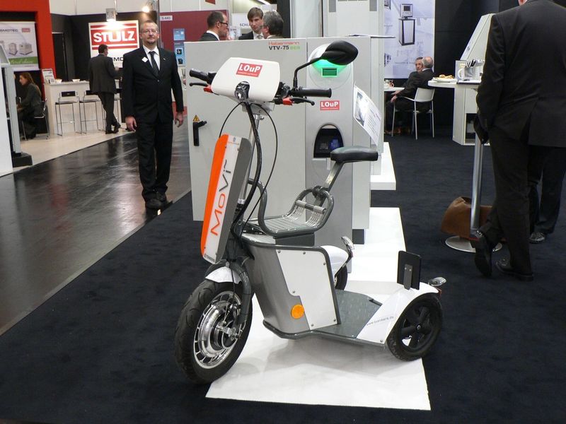 Hier und dort entdeckt man auch ein Elektrofahrzeug. (Archiv: Vogel Business Media)