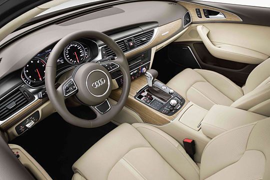 Deutliche Anleihen an den Audi A7 gibt es im Interieur: Hier will Audi mit hochwertiger Ausstattung seine Position im Premium-Markt ausbauen. (Archiv: Vogel Business Media)