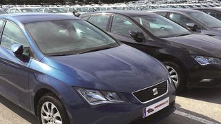 Die größte Sicherheit beim Zukauf von EU-Fahrzeugen bieten Großhändler, die einen eigenen Lagerbestand haben. Hier der Standplatz von Weiderauto in Spanien. (Foto: Weiderauto)