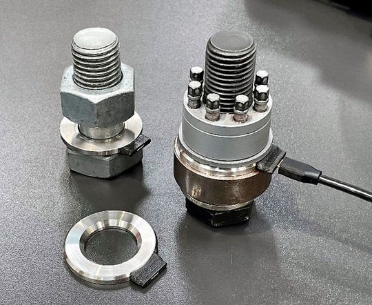 Die dritte Prototypengeneration der kraftmessenden Unterlegscheibe von Altosens.(Bild:  Altosens GmbH)