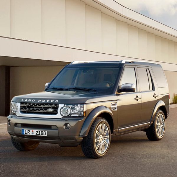 Der Land Rover HSE Luxury Edition fällt vor allem mit einem hochwertig ausgestatteten Innenruam auf. So gibt es ... (Land Rover)