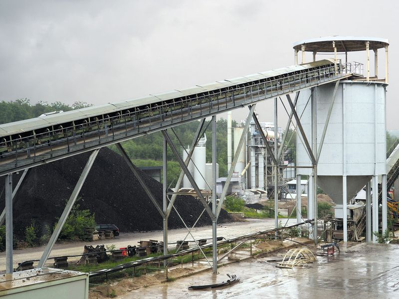 Ein neues Verfahren zur Reinigung von Kalkstein erhöht die Ressourceneffizienz des Steinbruchs in Mönsheim. (Bild: Mühlenkamp)