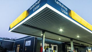 Das Autohaus Siebrecht hat zwei Millionen Euro in die Modernisierung und Erweiterung seiner Tankstelle investiert. (Foto: Goebert)