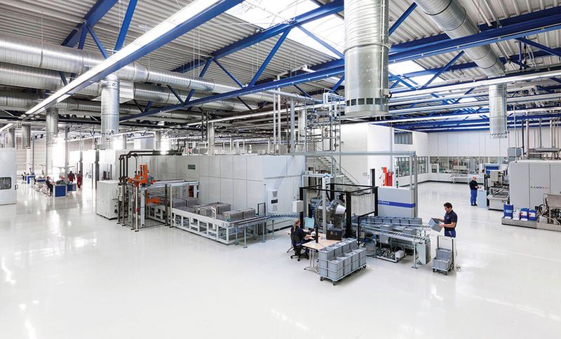 Im Leitwerk: Lean Production wird bei der Hubert Stüken GmbH & Co KG täglich praktiziert. (Bild: Stüken)