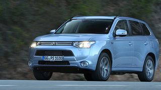 Mitsubishi will mit dem Outlander Plug-in-Hybrid einen sparsamen Teilzeit-Elektro-SUV bieten. (Foto: Mitsubishi)